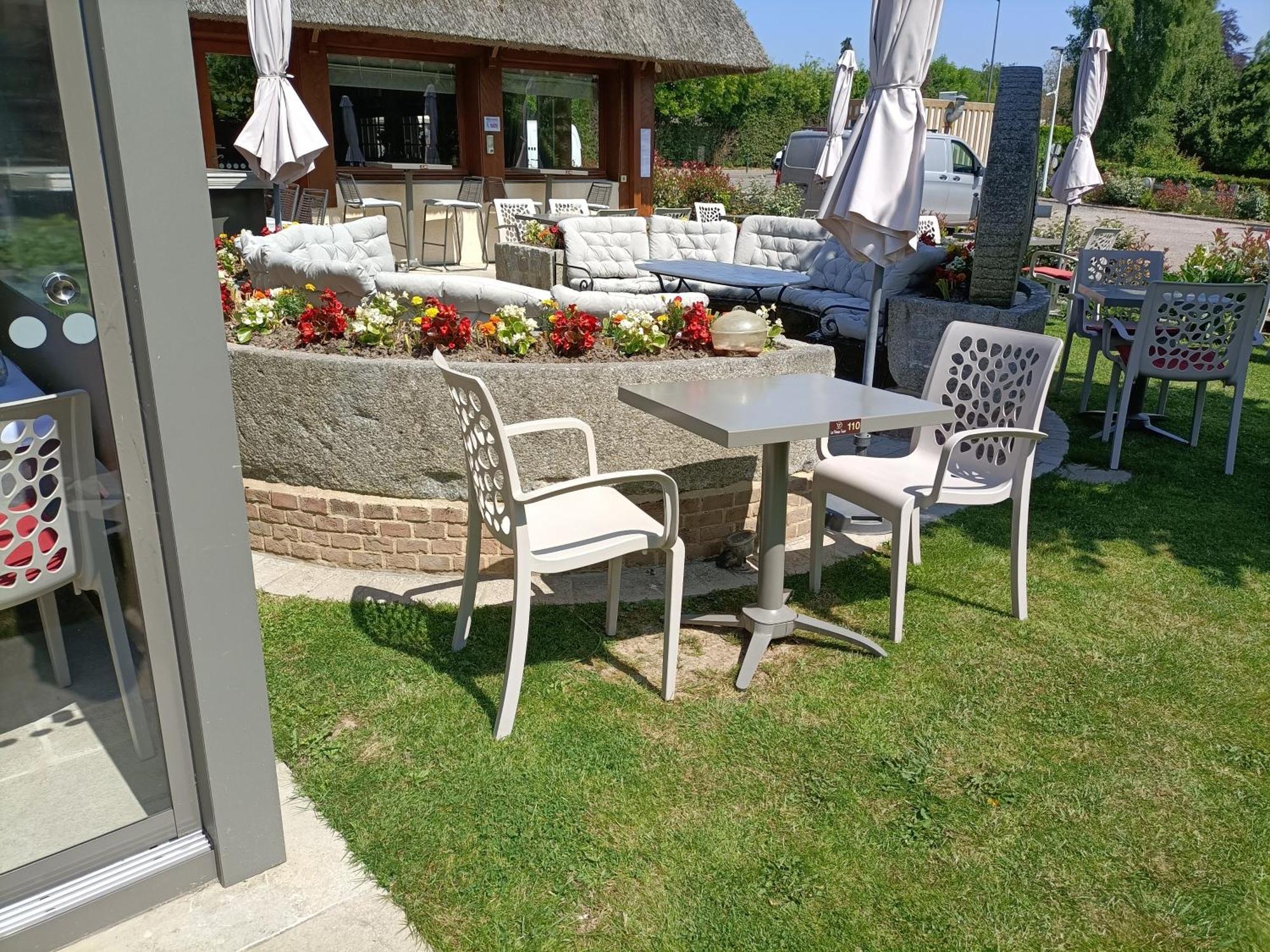 Auberge Du Vieux Tour Le Manoir Canapville  エクステリア 写真