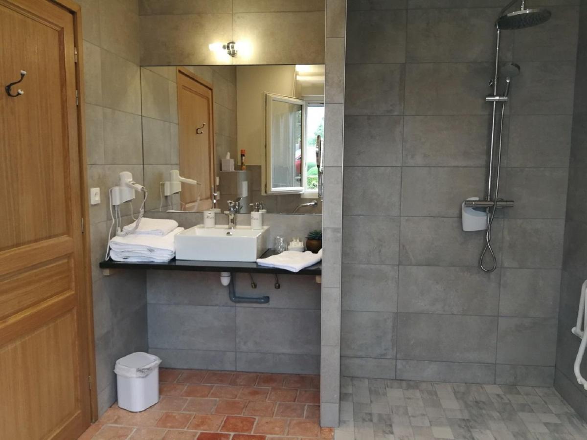 Auberge Du Vieux Tour Le Manoir Canapville  エクステリア 写真